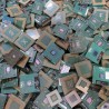 Processore in plastica verde o marrone